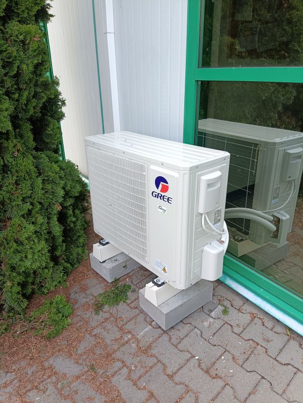Montaż klimatyzacji Gree 7kw i 3,5kw Żory